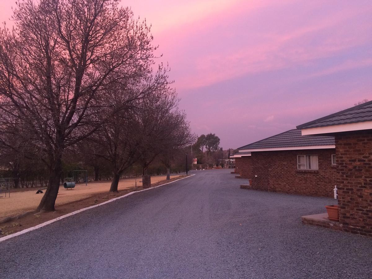 Sunset Chalets Colesberg Εξωτερικό φωτογραφία